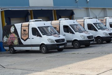 Distribution vans photo